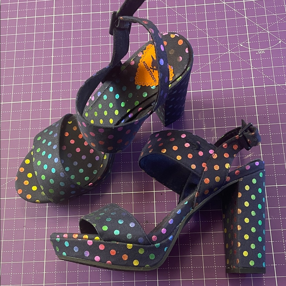 READ Description Rocketdog (bought through Modcloth) size 8 rainbow dot heels.
